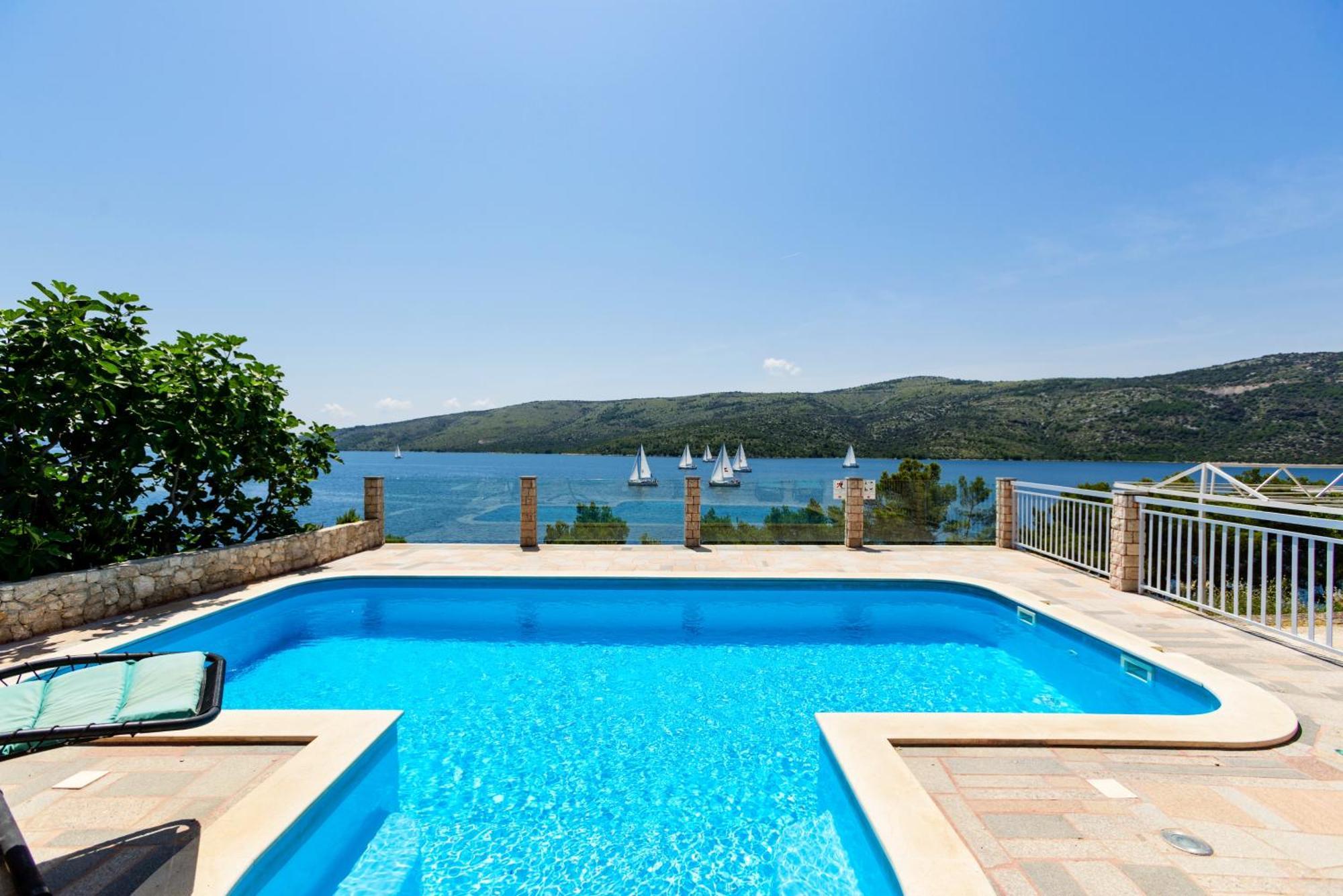 Seaside Villa Near Trogir - Poljica 玛里纳 外观 照片